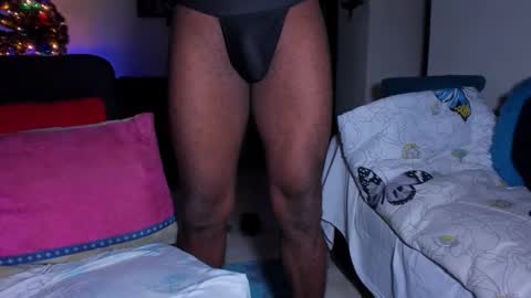 Kerlysmith24 online show from November 2025 03:25:01 PM