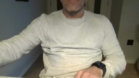 Snapshot of kermitgp3 chatting on December 2025 04:12:02 PM Anton online show from December 2025 04:12:02 PM