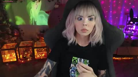 Snapshot of kerry_kirk chatting on February 2026 09:47:02 PM Kerry online show from February 2026 09:47:02 PM