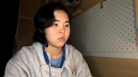 Jenny  online show from March 2026 04:18:01 AM