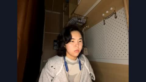 Jenny  online show from April 2026 10:40:01 PM