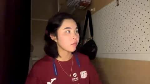 Jenny  online show from April 2026 10:13:02 AM