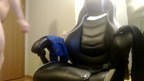 Snapshot of kert19 chatting on December 2024 03:18:02 AM KerKER online show from December 2024 03:18:02 AM