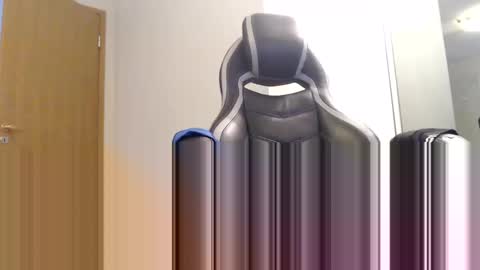 Snapshot of kert19 chatting on February 2025 06:18:02 AM KerKER online show from February 2025 06:18:02 AM