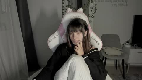 kesh_mne online show from September 2025 06:19:01 PM