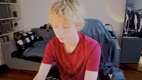 Kessy online show from October 2025 12:35:02 PM