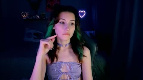 Snapshot of keti_moon chatting on November 2025 05:16:01 PM Keti 3 online show from November 2025 05:16:01 PM