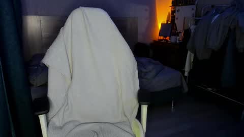 Snapshot of ketlinrous chatting on March 2025 01:38:02 PM ketlinrous online show from March 2025 01:38:02 PM