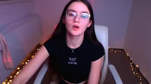 Snapshot of ketrin_pirsss chatting on January 2025 04:38:01 AM Ketrin online show from January 2025 04:38:01 AM