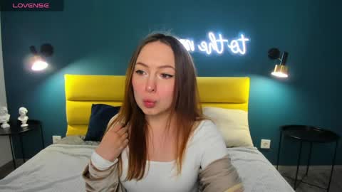 KatrinaKetrin online show from April 2026 01:23:02 AM