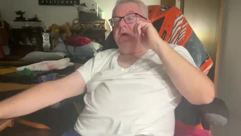 Snapshot of kev92569 chatting on December 2024 01:47:02 AM kev92569 online show from December 2024 01:47:02 AM