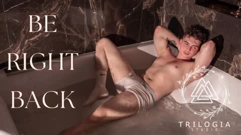 Snapshot of kev_zapata chatting on September 2025 04:45:02 PM KEV online show from September 2025 04:45:02 PM