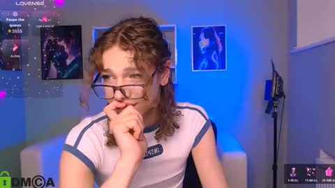 Snapshot of kevi_sunn chatting on October 2025 09:17:01 AM kevi here online show from October 2025 09:17:01 AM