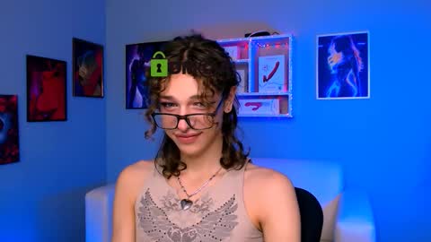 Snapshot of kevi_sunn chatting on October 2025 09:08:01 AM kevi here online show from October 2025 09:08:01 AM