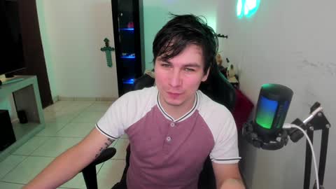 Snapshot of kevin873s chatting on December 2024 12:10:02 AM Kevin online show from December 2024 12:10:02 AM