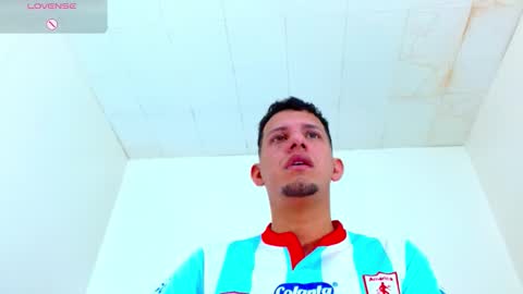 Snapshot of kevin__max_ chatting on October 2025 07:11:02 PM Kev online show from October 2025 07:11:02 PM