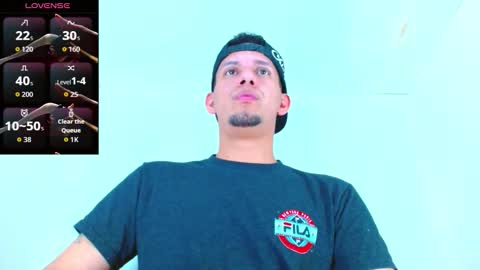 Snapshot of kevin__max_ chatting on October 2025 07:12:02 PM Kev online show from October 2025 07:12:02 PM