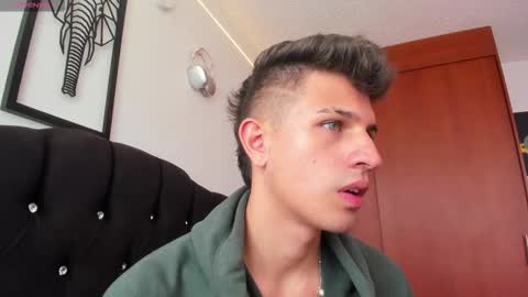 Kevin Ahs online show from November 2025 04:30:01 PM