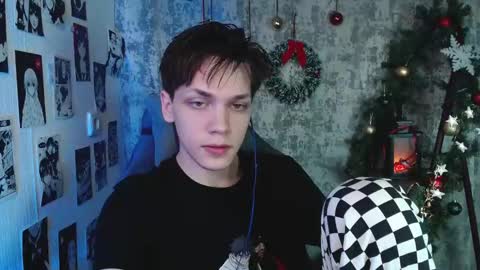 Kevin online show from December 2025 04:08:01 AM