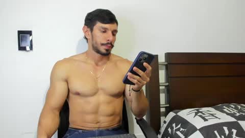 kevin_malone22 online show from April 2026 02:22:02 AM