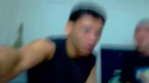 Snapshot of kevin_marlon__ chatting on October 2025 01:33:02 AM kevin marlon online show from October 2025 01:33:02 AM