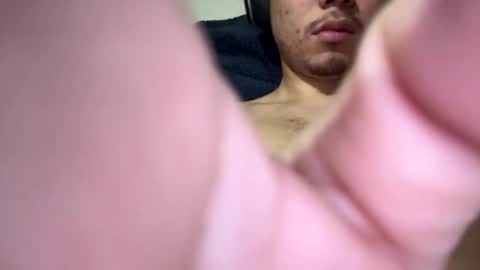 Snapshot of kevinderon1 chatting on January 2025 06:59:01 AM kevinderon1 online show from January 2025 06:59:01 AM