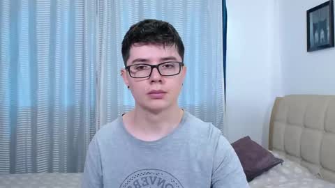 Kevin online show from November 2025 03:35:01 PM