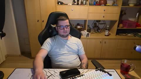 Kevinn online show from March 2026 07:31:01 PM