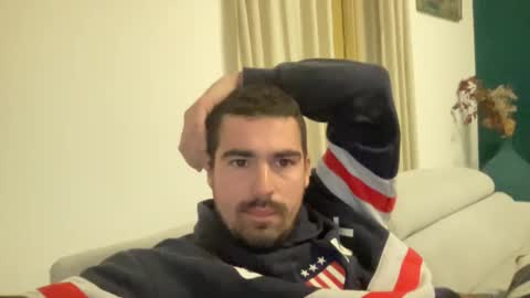 Snapshot of kevinpillobello chatting on December 2025 05:32:01 PM kevinpillobello online show from December 2025 05:32:01 PM