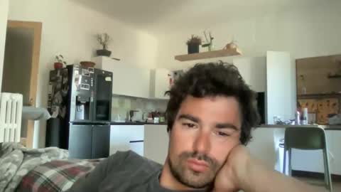 kevinpillobello online show from April 2026 06:55:02 AM