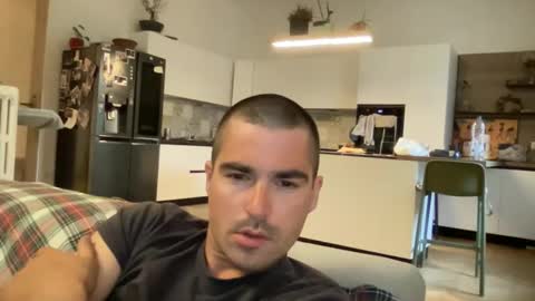 kevinpillobello online show from April 2026 04:11:01 PM