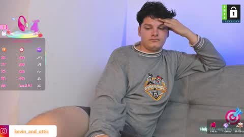 Snapshot of kevinxlvx chatting on October 2025 01:06:02 AM kevin and ottis online show from October 2025 01:06:02 AM