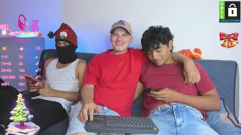 Snapshot of kevinxlvx chatting on November 2025 05:57:02 PM kevin and ottis online show from November 2025 05:57:02 PM