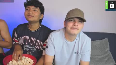 Snapshot of kevinxlvx chatting on November 2025 11:58:02 PM kevin and ottis online show from November 2025 11:58:02 PM