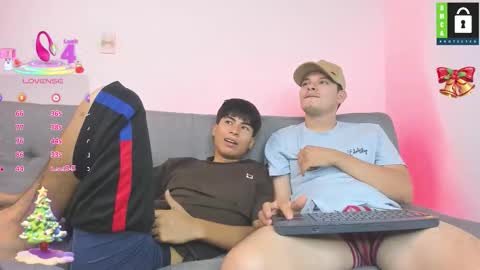 Snapshot of kevinxlvx chatting on December 2025 11:10:01 PM kevin and ottis online show from December 2025 11:10:01 PM