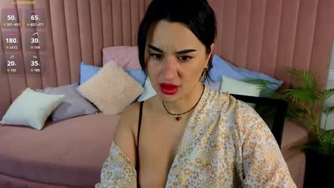 Snapshot of key_of_lust_ chatting on March 2026 01:32:02 AM key_of_lust_ online show from March 2026 01:32:02 AM