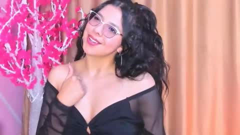 Keyla noa online show from February 2026 07:39:02 PM