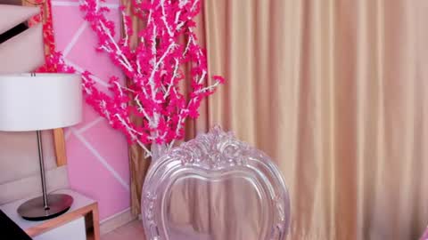 Keyla noa online show from June 2026 11:19:01 AM