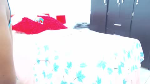 Snapshot of keyra_dainty chatting on February 2025 10:32:02 AM Sandy Saenz online show from February 2025 10:32:02 AM