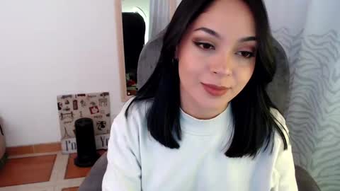 Snapshot of khal_girl chatting on December 2024 03:13:02 AM Liss online show from December 2024 03:13:02 AM