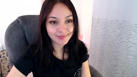 Snapshot of khal_girl chatting on February 2025 02:35:01 AM Liss online show from February 2025 02:35:01 AM