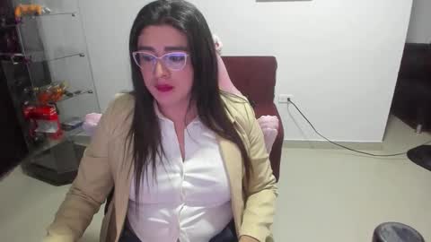 Khalifa Kasumi online show from November 2025 04:33:01 AM