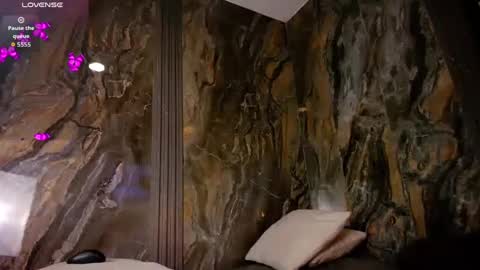 Snapshot of khler_angelis chatting on September 2025 12:18:01 PM khler_angelis online show from September 2025 12:18:01 PM