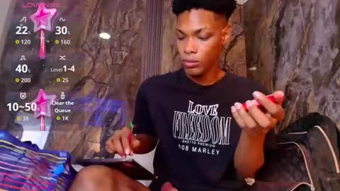 khler_angelis online show from November 2025 12:37:02 PM