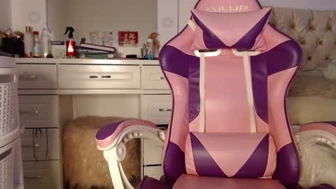 khloe33 online show from February 2025 02:07:02 AM