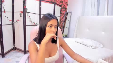 Snapshot of khloe_houston chatting on March 2025 04:22:02 PM Khloe online show from March 2025 04:22:02 PM
