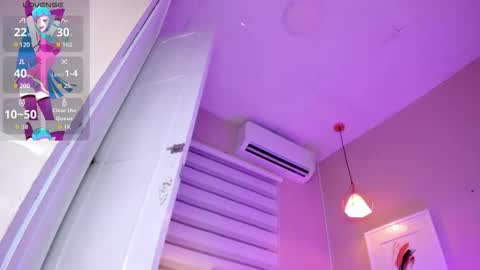 Snapshot of khloe_sweeet chatting on October 2025 11:32:02 AM khloe_sweeet online show from October 2025 11:32:02 AM