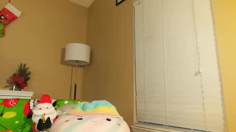 Khloe online show from December 2024 11:03:02 PM