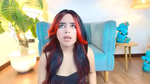 Snapshot of khloejohnson chatting on November 2025 04:03:01 AM khloejohnson online show from November 2025 04:03:01 AM