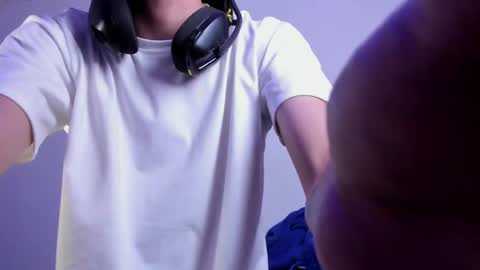 khozler_ online show from February 2025 08:52:02 AM